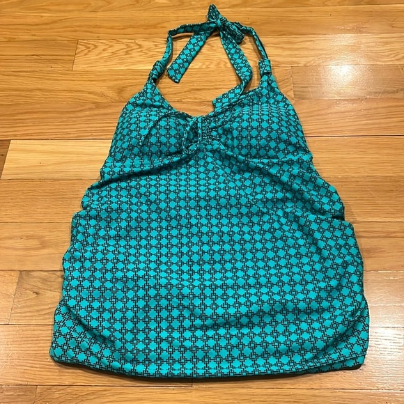 Motherhood Beach Bump maternity tankini swim top size medium. - Picture 1 of 7